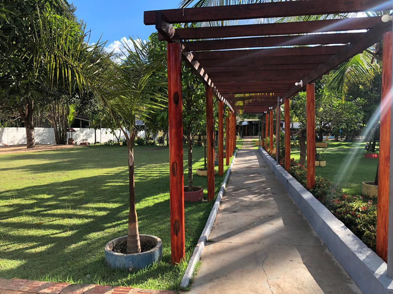 Equipe do Centro Terapêutico Gênesis acolhendo paciente